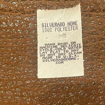 Six Silverado Placemats & Matching Table Runner (LR-MG)