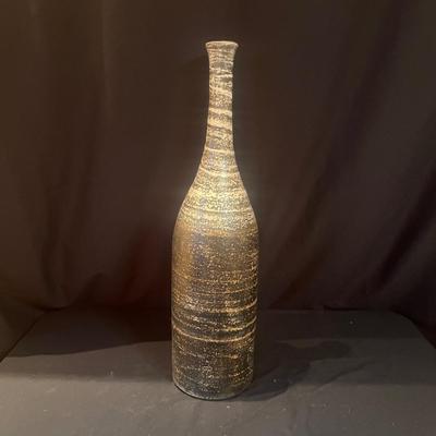 Two Ceramic Vases Made in Mexico (LR-MG)