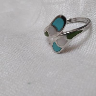 Vintage Zuni Turquoise, Mother of Pearl, Green Turquoise 925 Ring Size 8.5