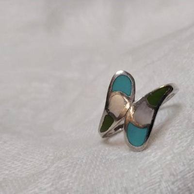 Vintage Zuni Turquoise, Mother of Pearl, Green Turquoise 925 Ring Size 8.5