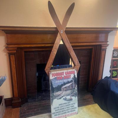 Wooden Ski Mirror & Maggie Valley Sign (LR-MG)