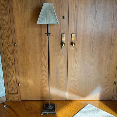 UC801 Quality made Heavy Metal Base Footed Floor Lamp