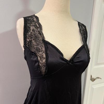 30 Piece Lot Vintage & Contemp. Slips, Nightgown, Pettipants
