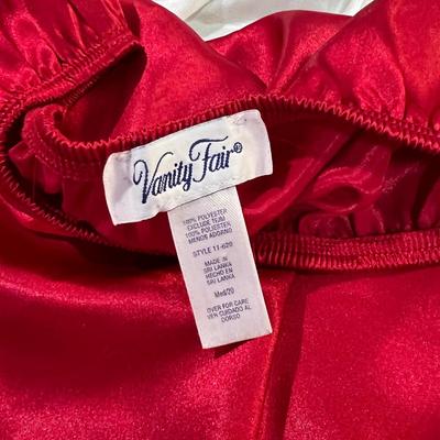 30 Piece Lot Vintage & Contemp. Slips, Nightgown, Pettipants