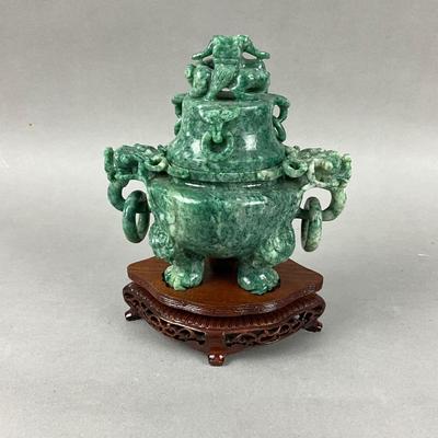 D820 Vintage Jade Incense Burner on Stand