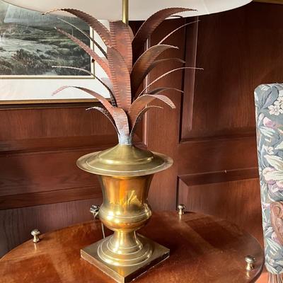 FB834 Vintage Brass Pineapple Lamp