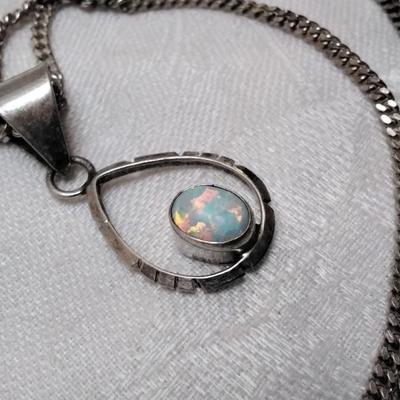 Vintage Zuni Opal Signed SE (Sensa Eustace) 27" 925 Necklace