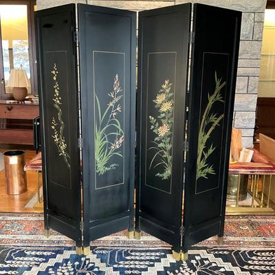 FR852 Vintage Lacquered Asian Handpainted Folding Screen / Room Divider