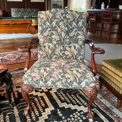FR854 Vintage Neoclassical Carved Swan Head Arm Chair