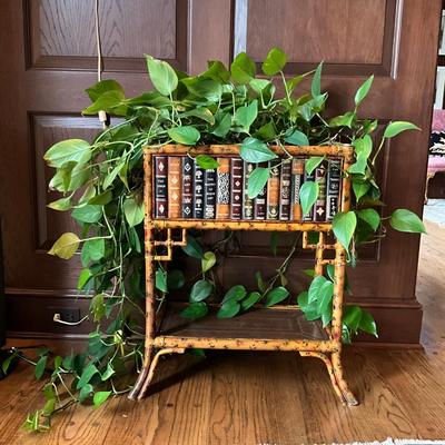 FR859 Chinese Chippendale Bamboo Book Planter