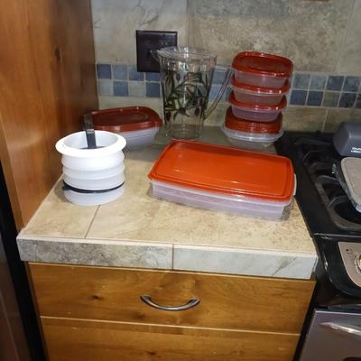 PLASTIC FOOD STORAGE CONTAINERS AND PLASTIC PITCHER