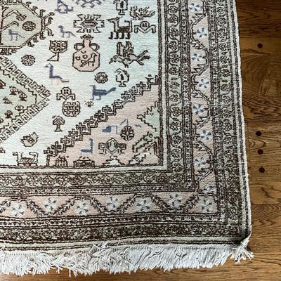 FR870 Vintage Oriental Wool Hand knotted Rug 9' x 5'6"