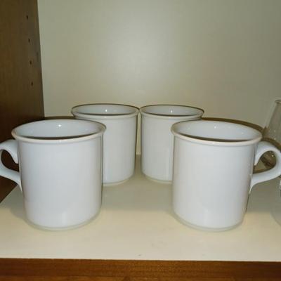 DANSK COFFEE MUGS, BALL CANNING JARS AND DRINKING GLASSES