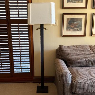 GH904 Decorator Quality Wrought Iron Brass Retriever Floor Lamp