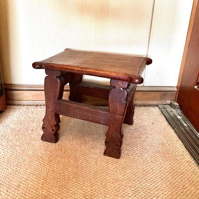 GH906 Vintage Handcarved Chinese Style Footstool