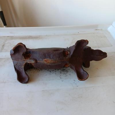 CAST IRON SHOE CLEANER