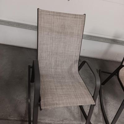 2 ROCKING PATIO CHAIRS