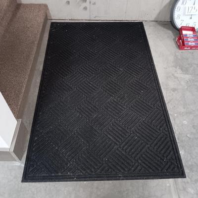 COMMERCIAL RUBBER BACK RUG, TRASH CAN ON WHEELS, SWIVEL BAR STOOL AND MORE