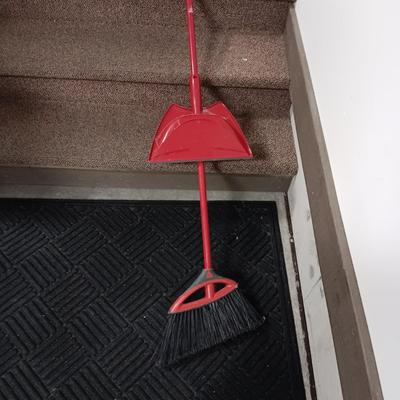 COMMERCIAL RUBBER BACK RUG, TRASH CAN ON WHEELS, SWIVEL BAR STOOL AND MORE