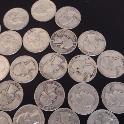 Assortment of U.S. Mint George Washington Silver Quarter Circulated (#30) Various Dates