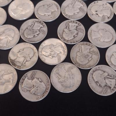 Assortment of U.S. Mint George Washington Silver Quarter Circulated (#30) Various Dates