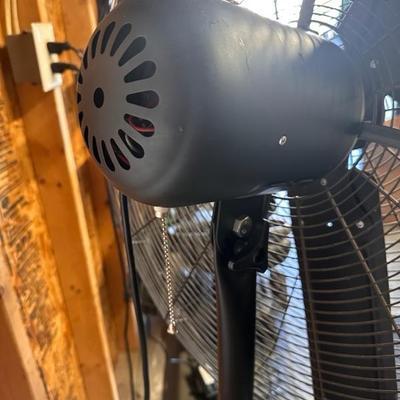 30” Pedestal 3 Speed Fan