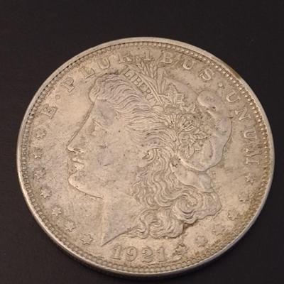 1921 U.S. Mint Morgan Silver Dollar Circulated (#38)