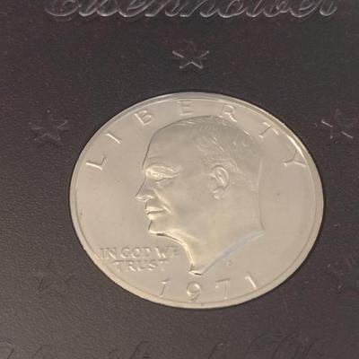 1971 U.S. Mint Eisenhower Silver Dollar Uncirculated (#46)