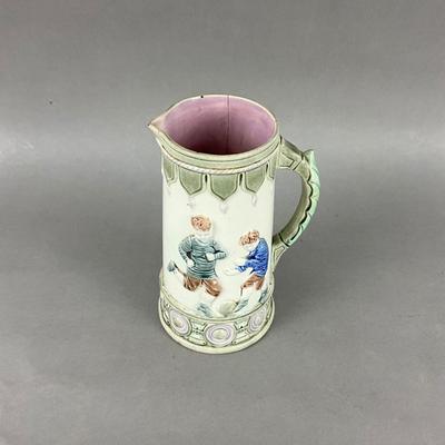 D944 Rare Antique Etruscan Majolica Pitcher