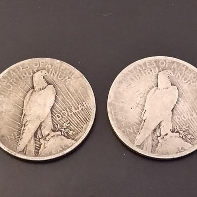 Pair of 1922 U.S. Mint Peace Silver Dollar Circulated (#67)
