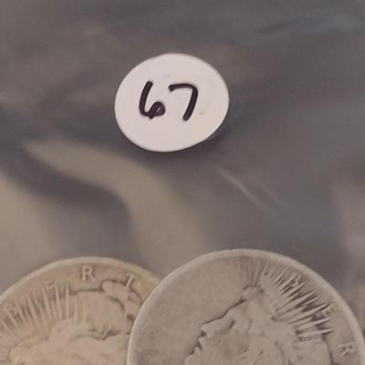Pair of 1922 U.S. Mint Peace Silver Dollar Circulated (#67)