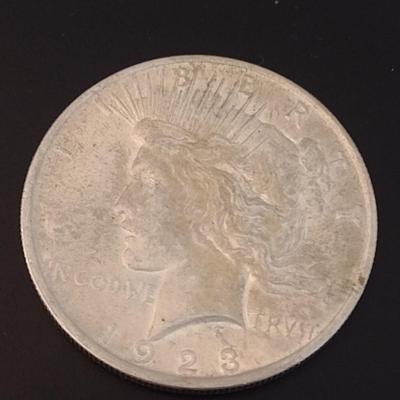 1923 U.S. Mint Peace Silver Dollar Circulated (#70)