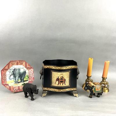 D946 Decorative Elephant Figures and Decor
