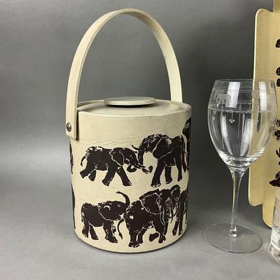 K952 Mid Century Modern Elephant Tray with Icebucket and Two Etched Glasses