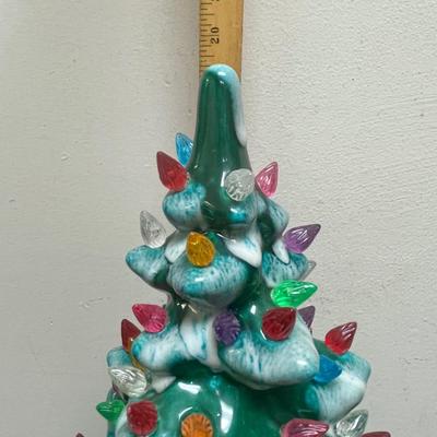 Vintage Atlantic Mold Style Ceramic Lighted Christmas Tree