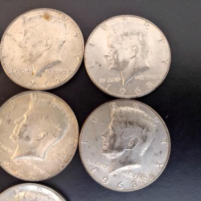 Assortment of 1968 U.S. Mint Kennedy Silver Half Dollar Circulated (#85)