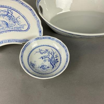 K960 Set of 3 Serving Pieces of Furnivals Quail China