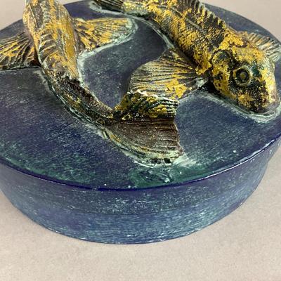 K961 Vintage Imari Melamine Round Tray with Paper Mache Koi Fish Covered Box