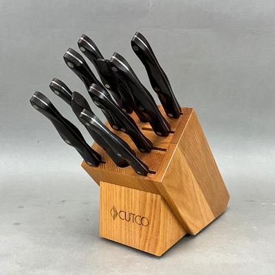 K971 10pc Set of Vintage Cutco Knife Set and Block