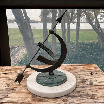SR979 Vintage Brass Sundial on Marble Base