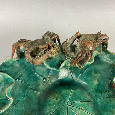 K991 Vintage Green Majolica Pottery Crab Bowl