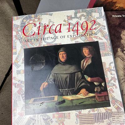 O1012 Large lot of Art Books