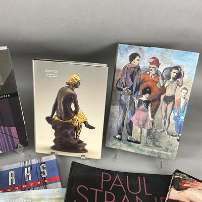 O1012 Large lot of Art Books