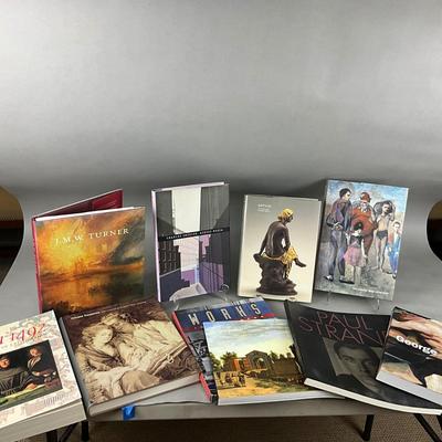 O1012 Large lot of Art Books