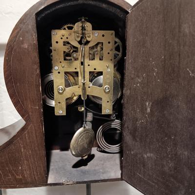 ANTIQUE TAMBOUR NO 17 NEW HAVEN CLOCK CO. MANTEL CLOCK