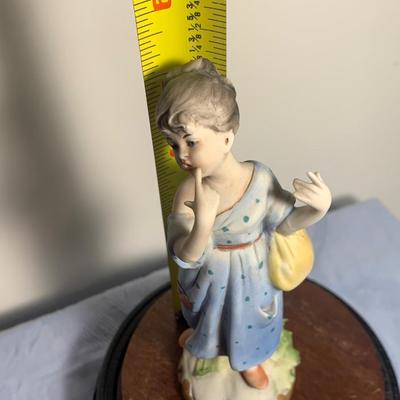 Figurine