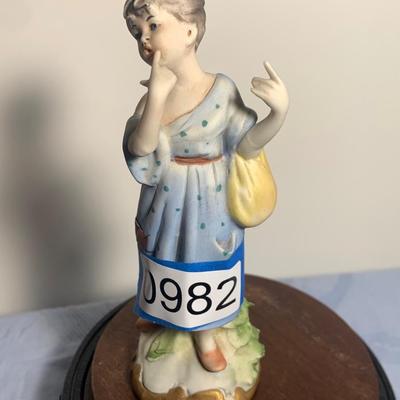 Figurine