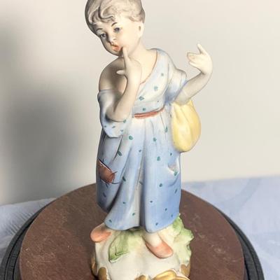 Figurine