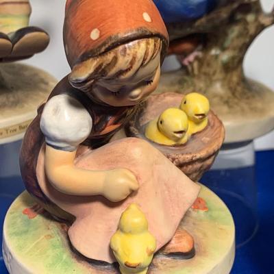 Hummel Figurines Lot All Raised/Affixed On Glass