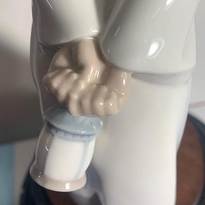 Lladro Figurine - Angel Girl w/Lantern